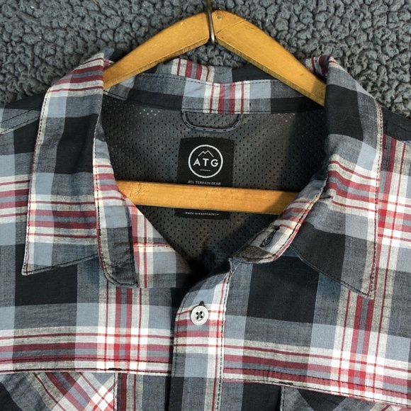 Wrangler Shirt Men’s ATG Long Sleeve Button Up Outdoor Arm Zip 3rd Pocket SMALL - Picture 2 of 4